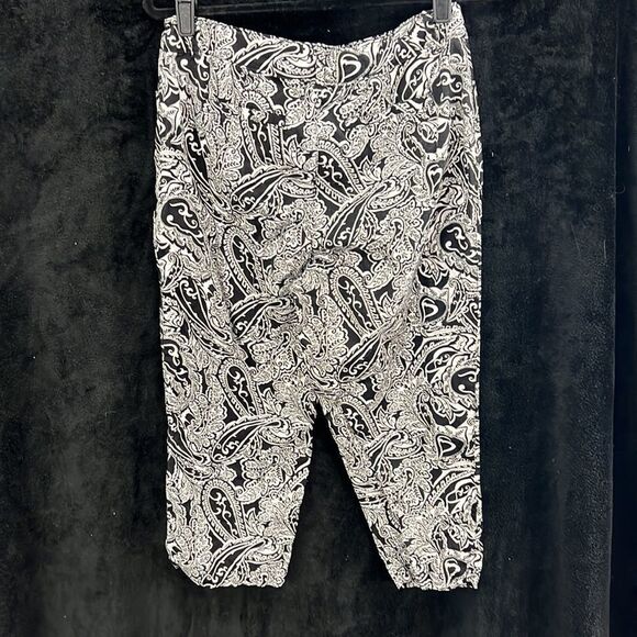 Croft and barrow Capris - Picture 2 of 3